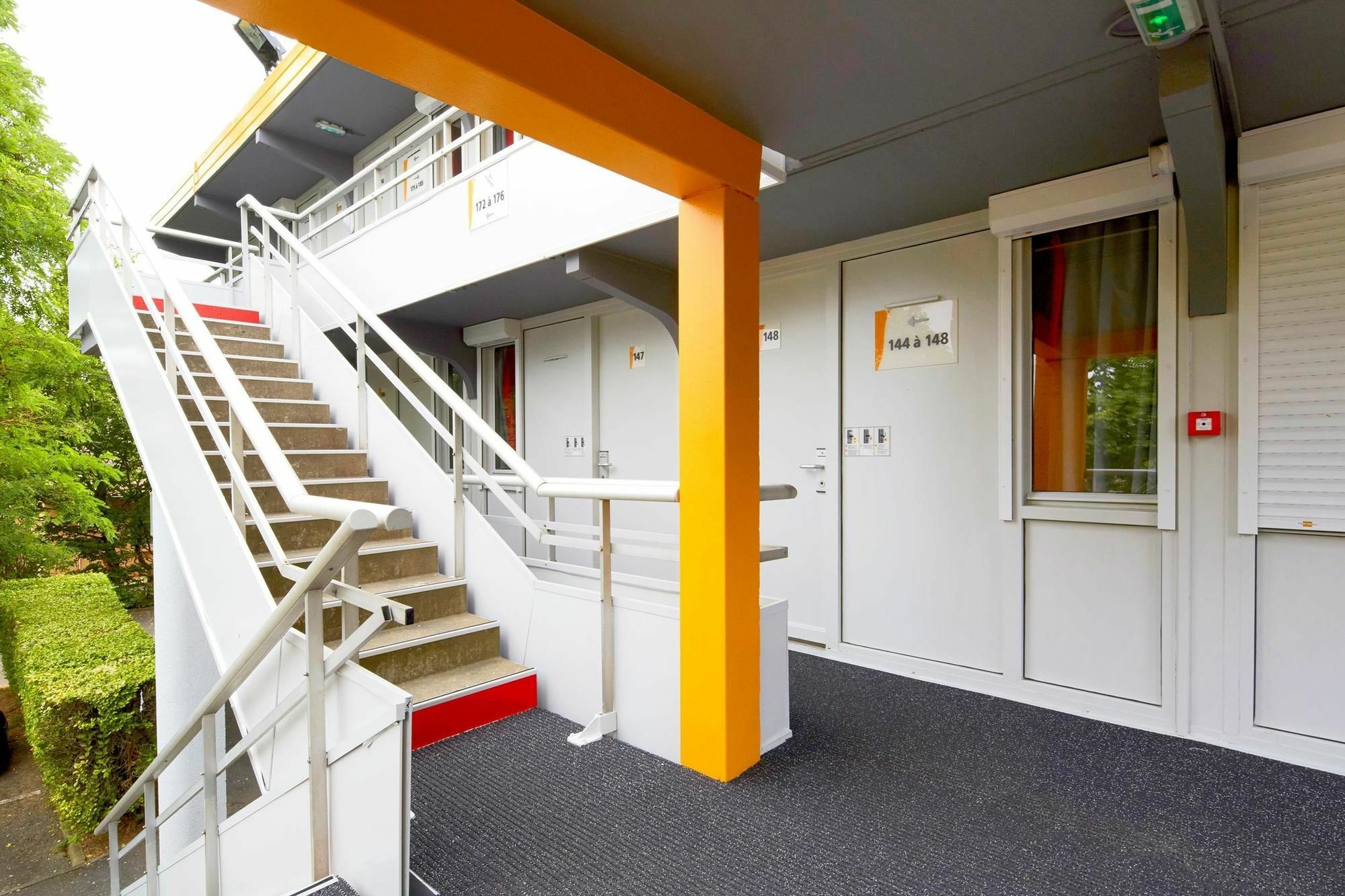 Premiere Classe Poitiers Futuroscope - Chasseneuil Exterior photo